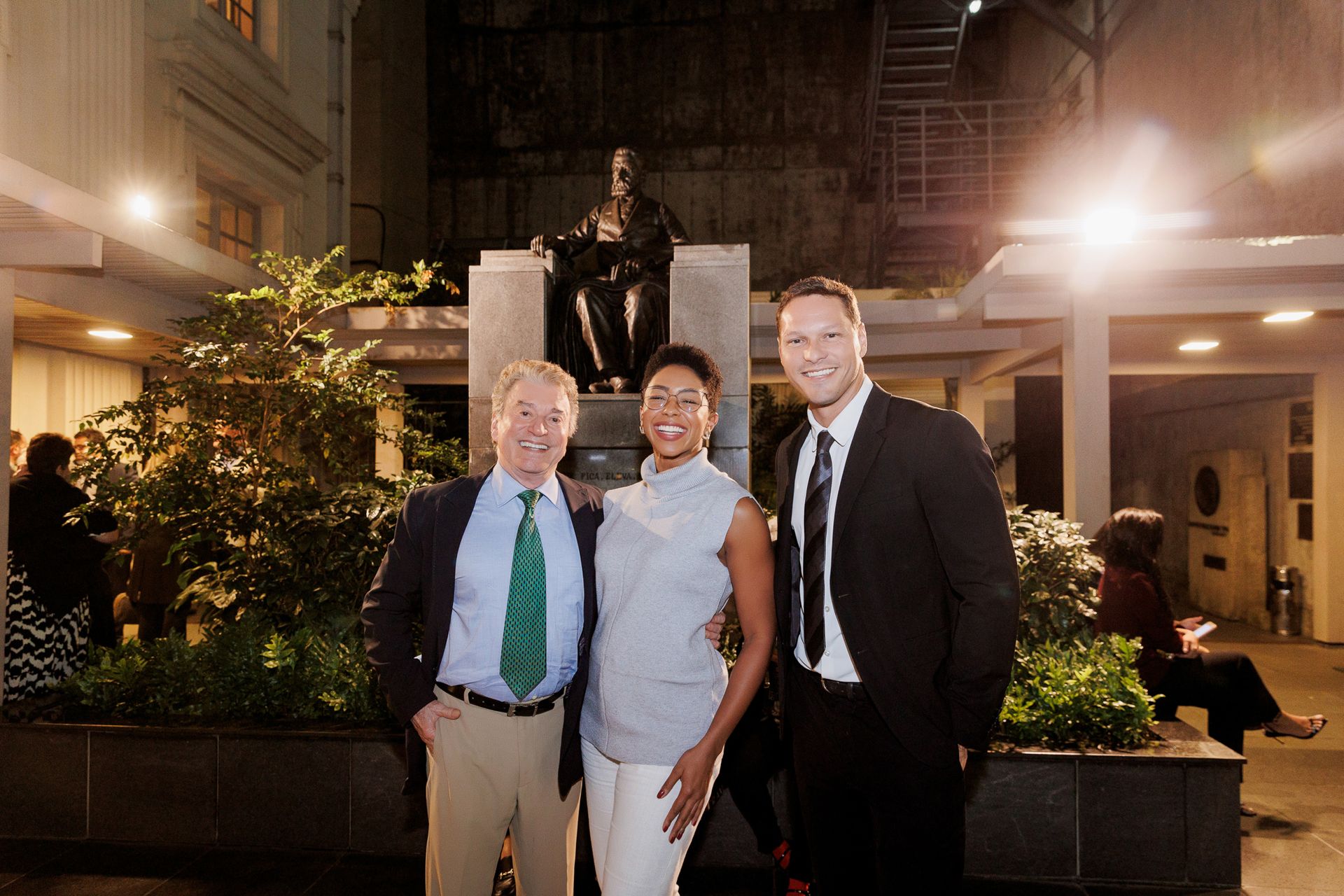 Academia Brasileira de Letras Celebra 127 Anos com Homenagens e Premiações - 2 - 89
