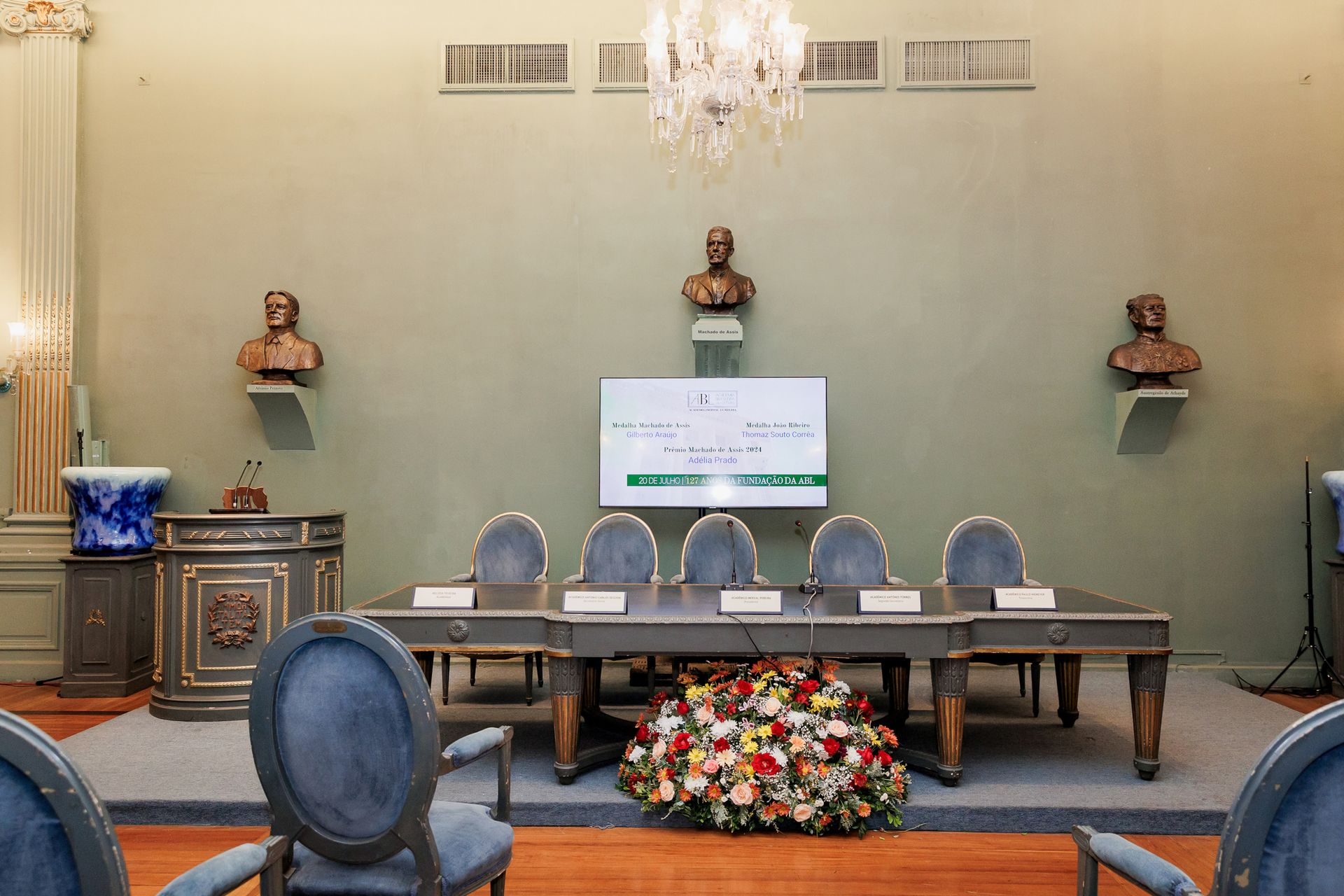 Academia Brasileira de Letras Celebra 127 Anos com Homenagens e Premiações - 2 - 97