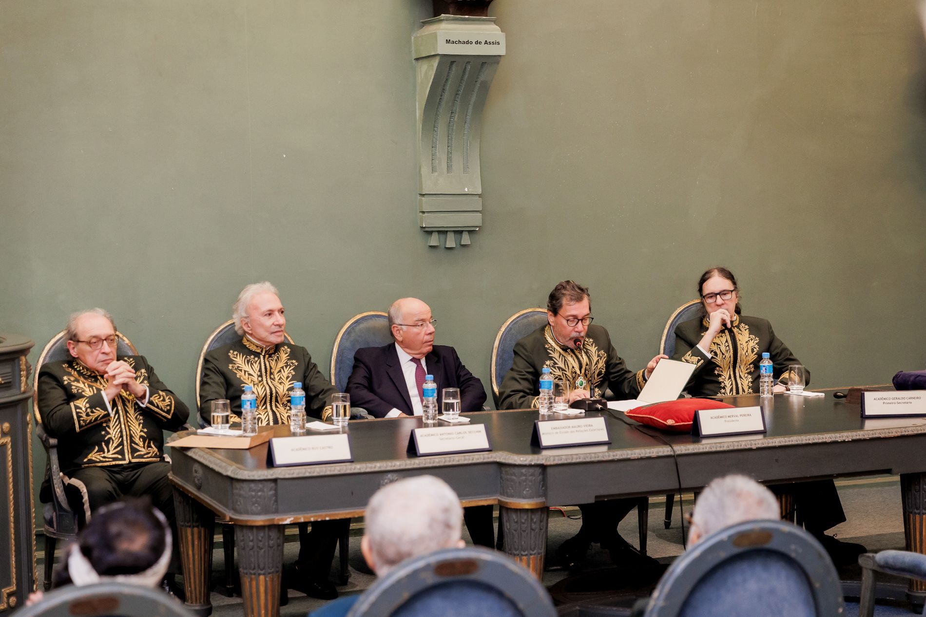 Edgard Telles Ribeiro toma posse na Academia Brasileira de Letras: uma noite histórica para a literatura brasileira - 2 - 103
