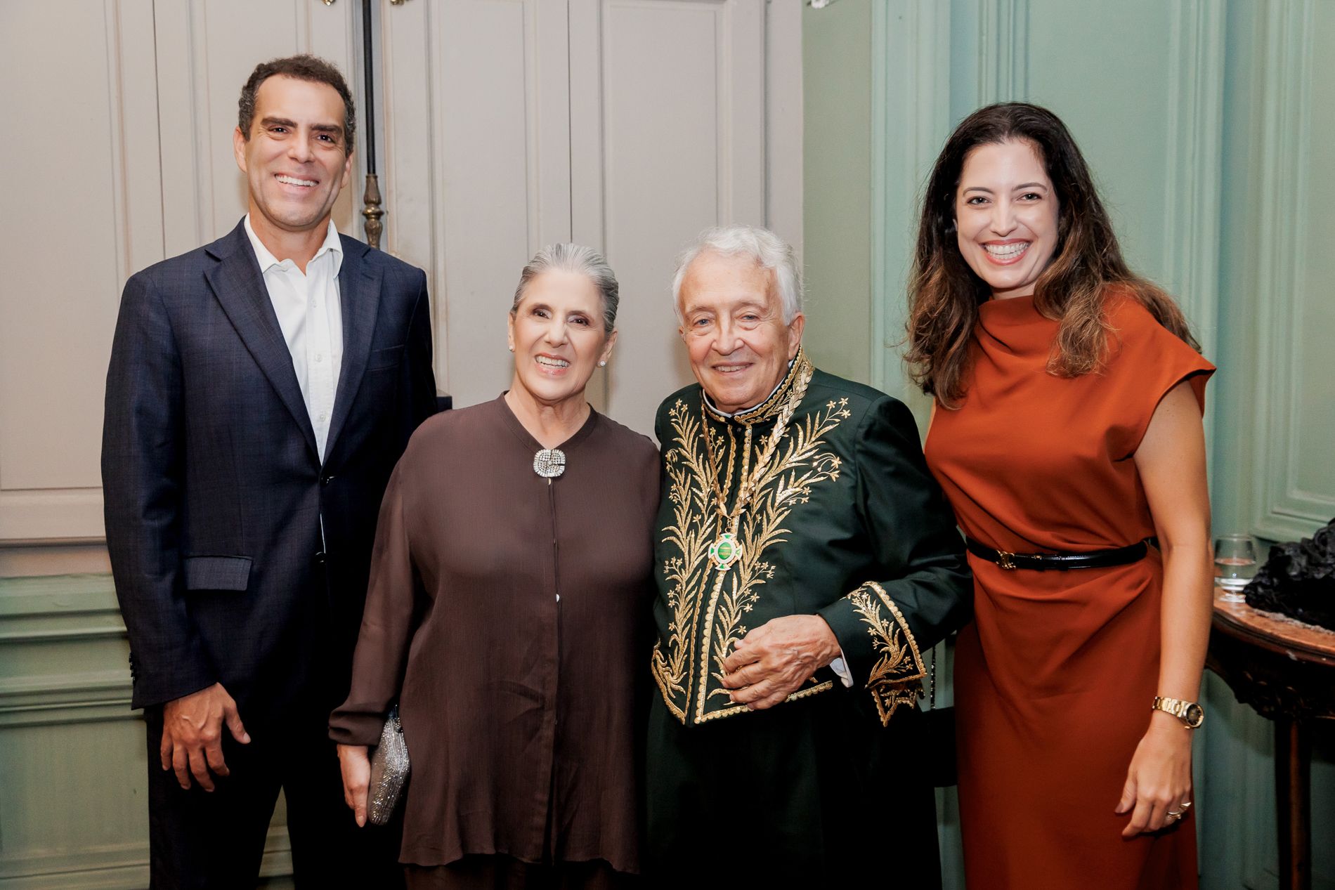 Edgard Telles Ribeiro toma posse na Academia Brasileira de Letras: uma noite histórica para a literatura brasileira - 2 - 120