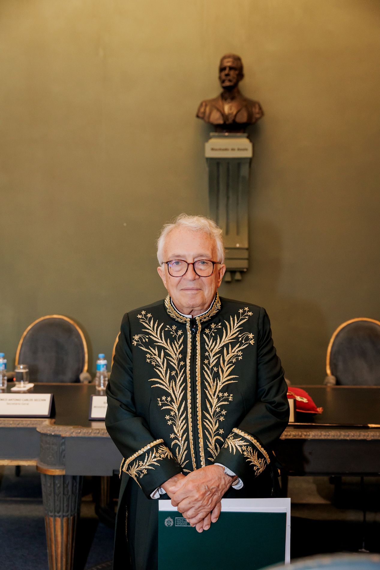 Edgard Telles Ribeiro toma posse na Academia Brasileira de Letras: uma noite histórica para a literatura brasileira - 2 - 22