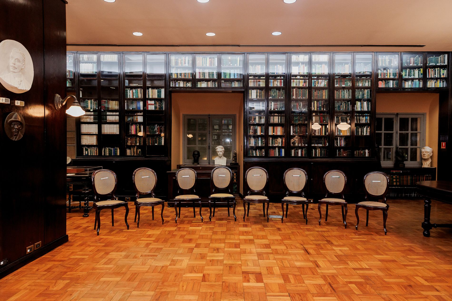 Edgard Telles Ribeiro toma posse na Academia Brasileira de Letras: uma noite histórica para a literatura brasileira - 2 - 28