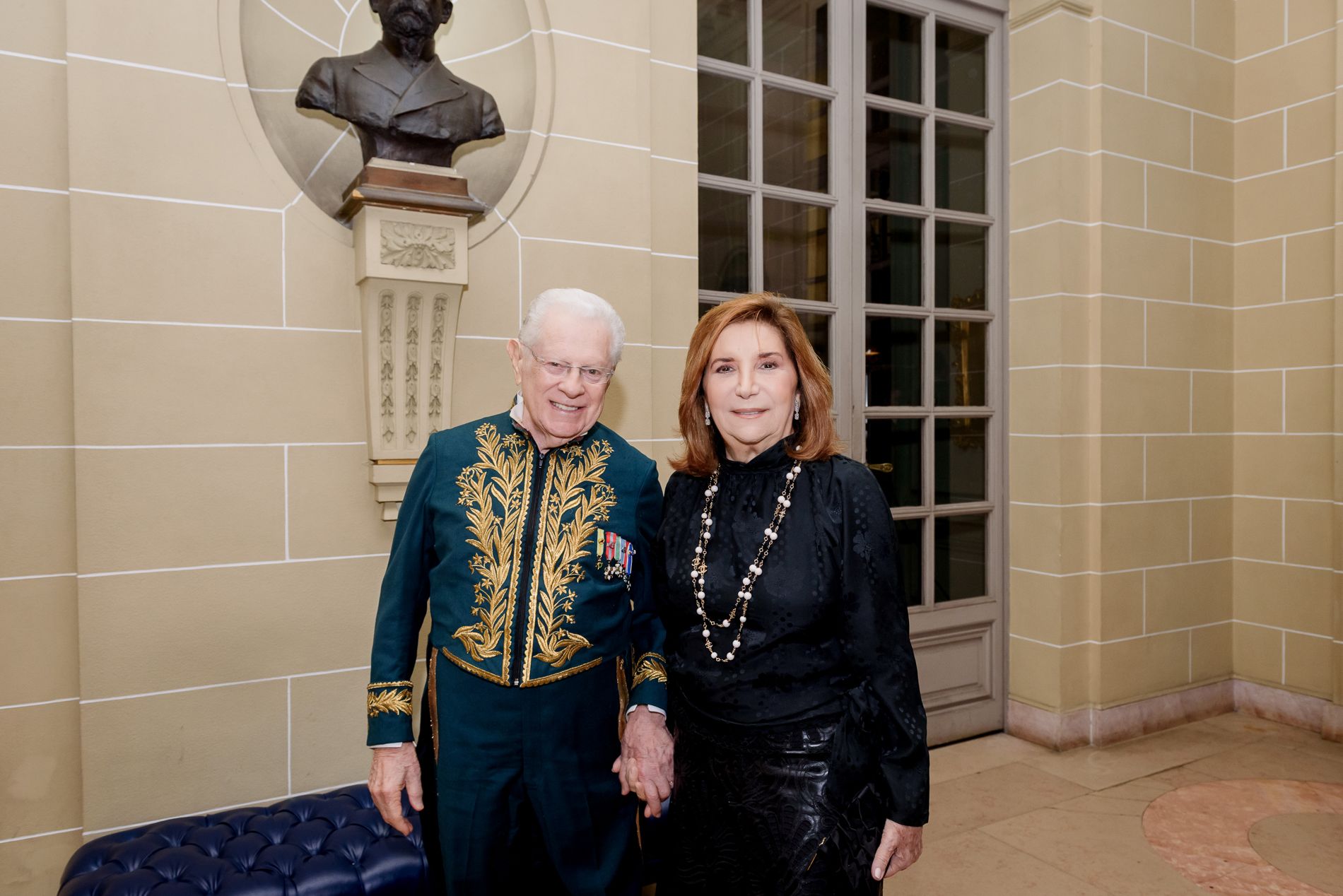 Edgard Telles Ribeiro toma posse na Academia Brasileira de Letras: uma noite histórica para a literatura brasileira - 2 - 38