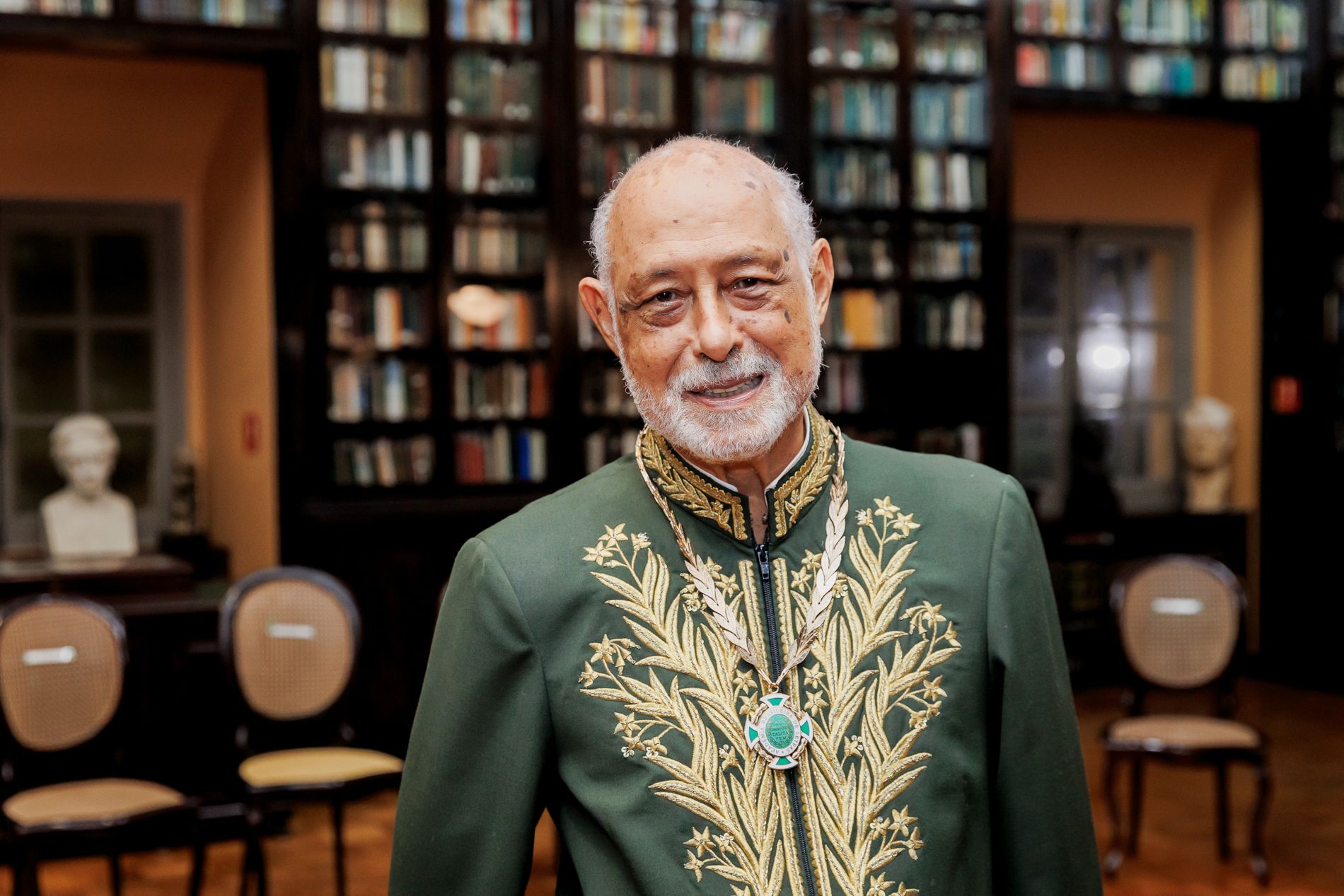 Edgard Telles Ribeiro toma posse na Academia Brasileira de Letras: uma noite histórica para a literatura brasileira - 2 - 45