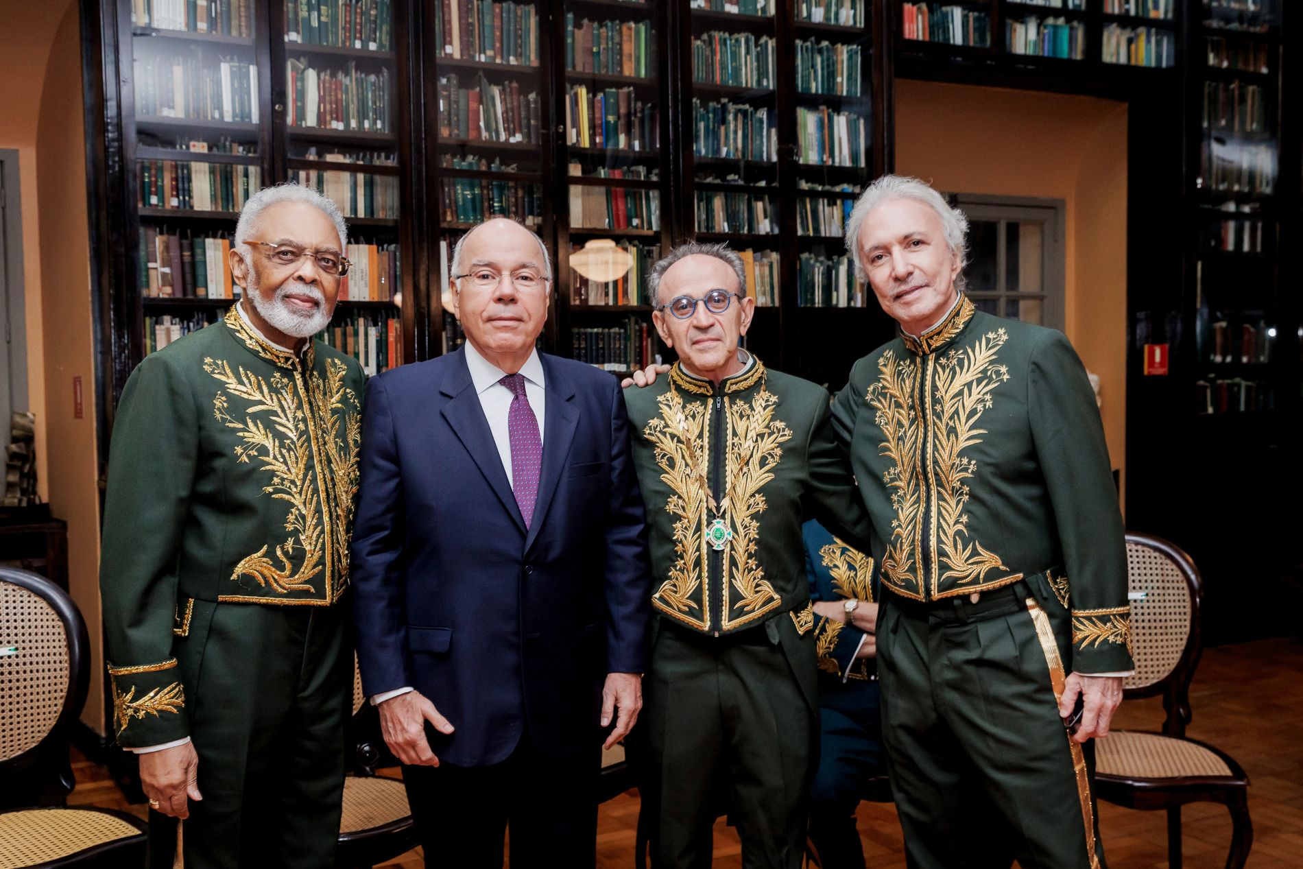 Edgard Telles Ribeiro toma posse na Academia Brasileira de Letras: uma noite histórica para a literatura brasileira - 2 - 61