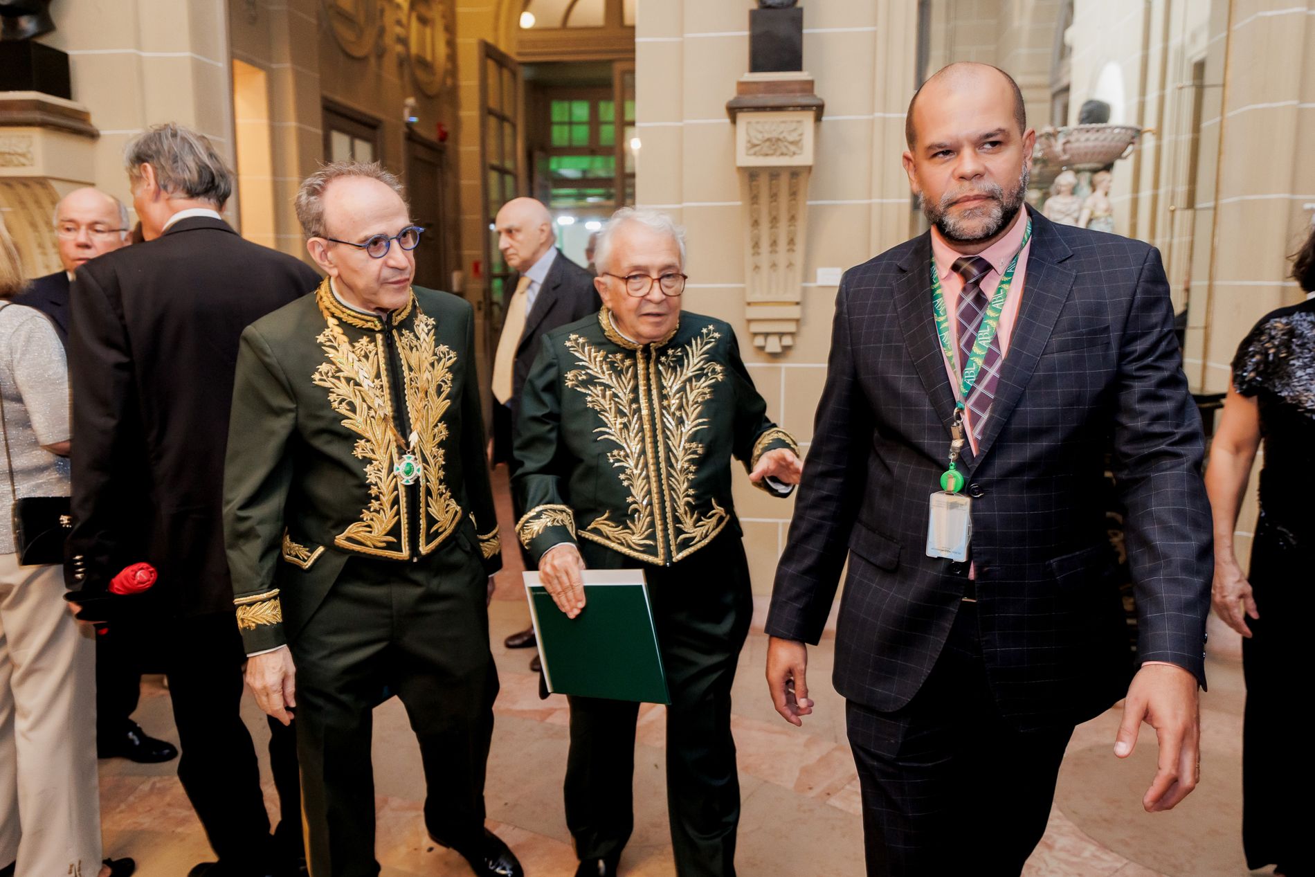 Edgard Telles Ribeiro toma posse na Academia Brasileira de Letras: uma noite histórica para a literatura brasileira - 2 - 59