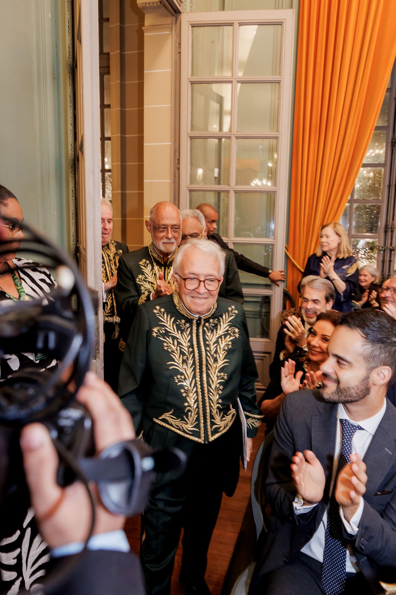 Edgard Telles Ribeiro toma posse na Academia Brasileira de Letras: uma noite histórica para a literatura brasileira - 2 - 71