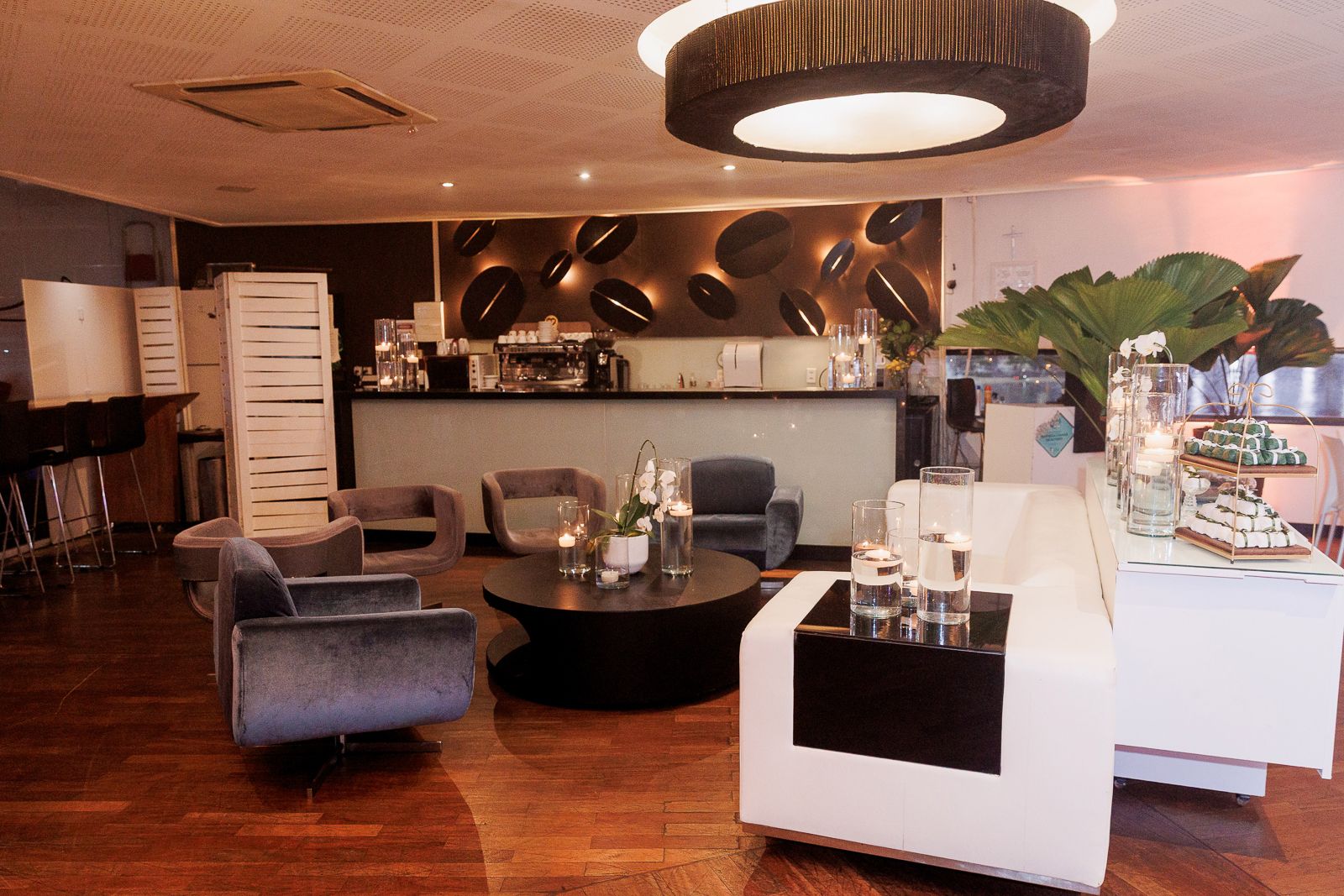 Festa de 50 Anos da Juliana no MAC – Niterói Uma Celebração Sofisticada no Museu de Arte Contemporânea de Niterói - 2 - 22