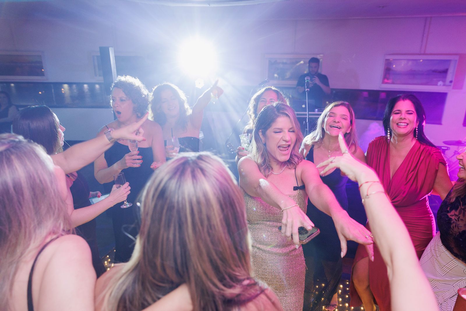 Festa de 50 Anos da Juliana no MAC – Niterói Uma Celebração Sofisticada no Museu de Arte Contemporânea de Niterói - 2 - 35