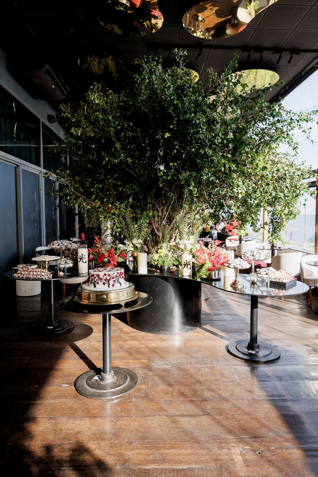 Festa de 50 Anos com Inspiração Japonesa no Rio de Janeiro: Um Entardecer Inesquecível no Espaço Tokyo (Xian) - 2 - 23