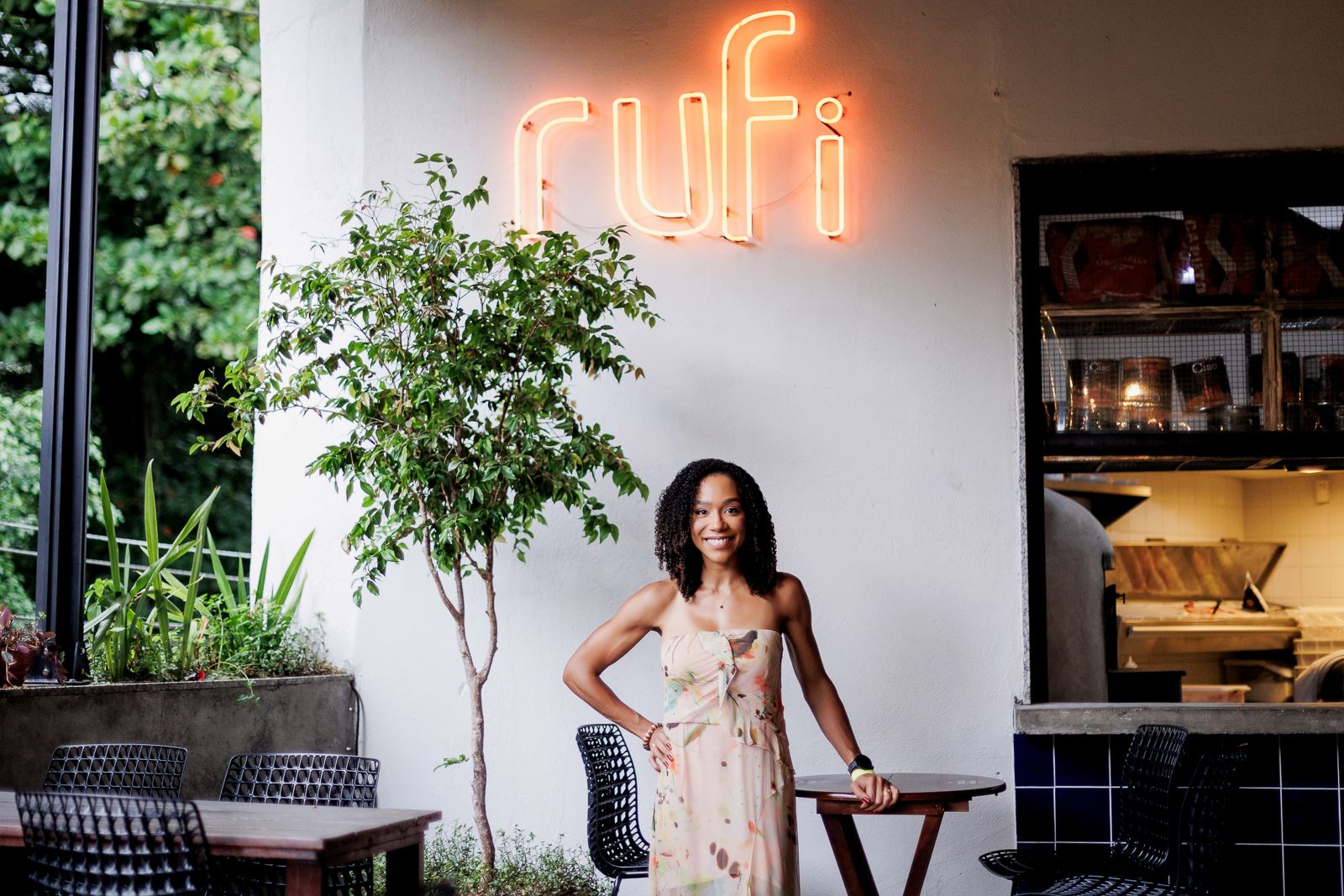 Aniversário de Abdulay no Espaço Huff, na Gávea: uma tarde entre amigos com trilha dos anos 90 e 2000 - 2 - 8