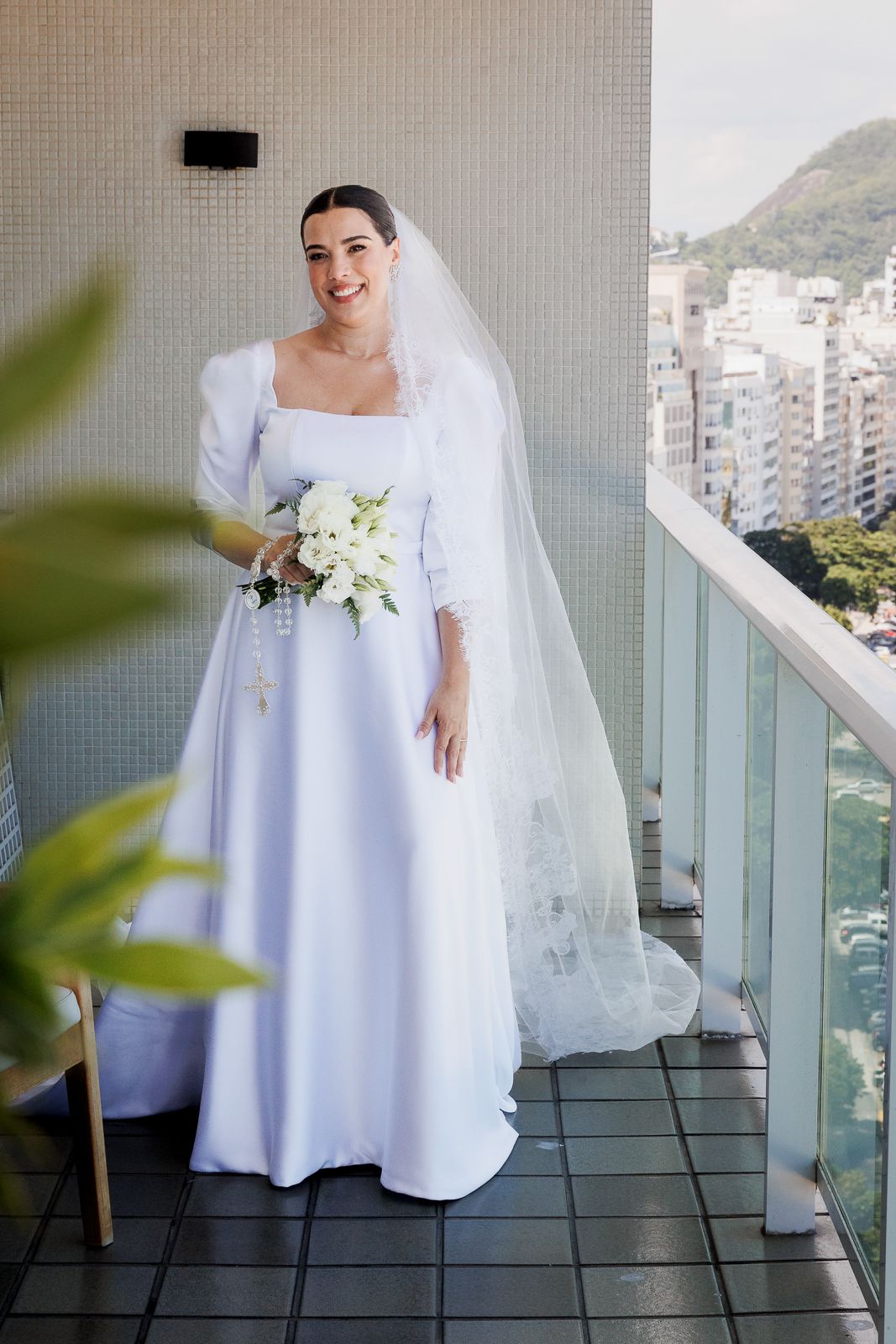 Mini Wedding em Copacabana: Making-of da Noiva Larissa no Hotel Pestana Rio - 2 - 41