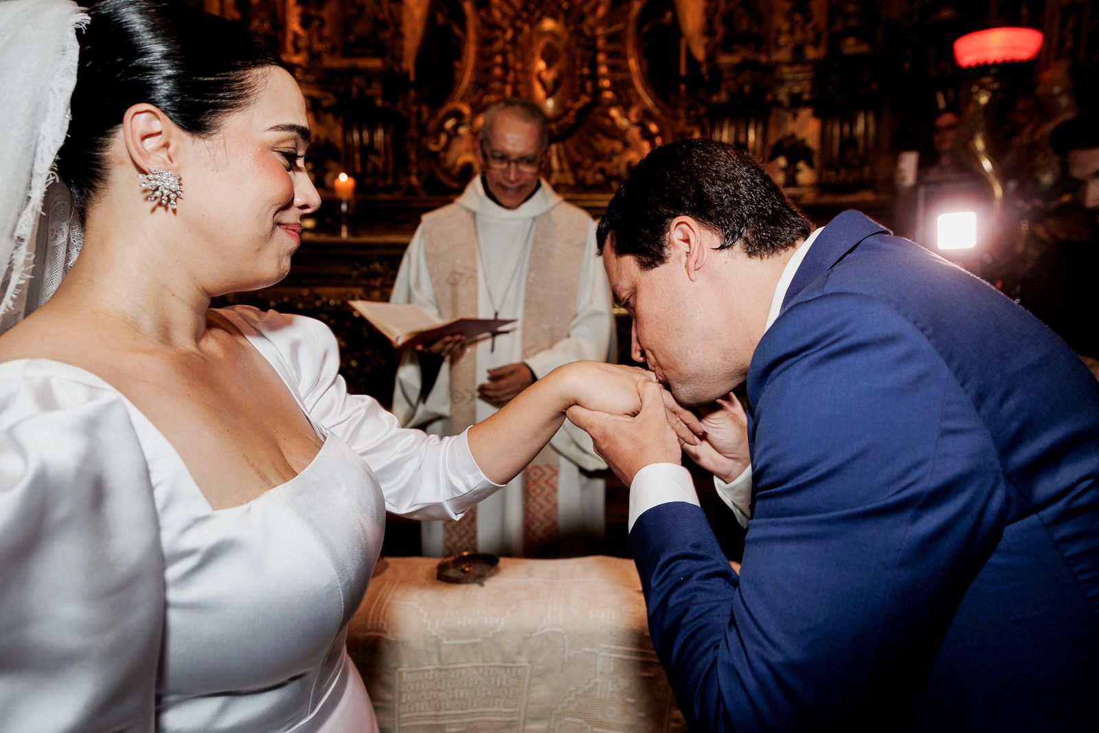 Mini Wedding no Mosteiro de São Bento: o casamento intimista de Larissa e Guilherme - 2 - 50