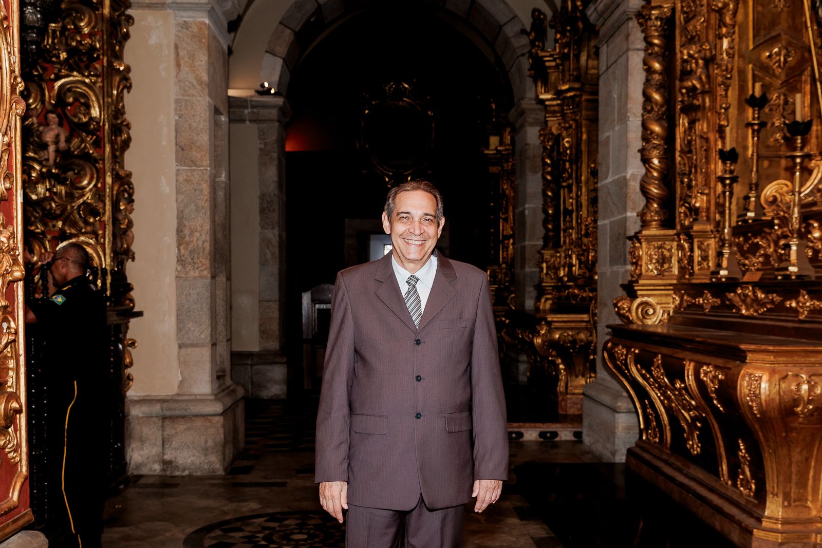 Mini Wedding no Mosteiro de São Bento: o casamento intimista de Larissa e Guilherme - 2 - 2