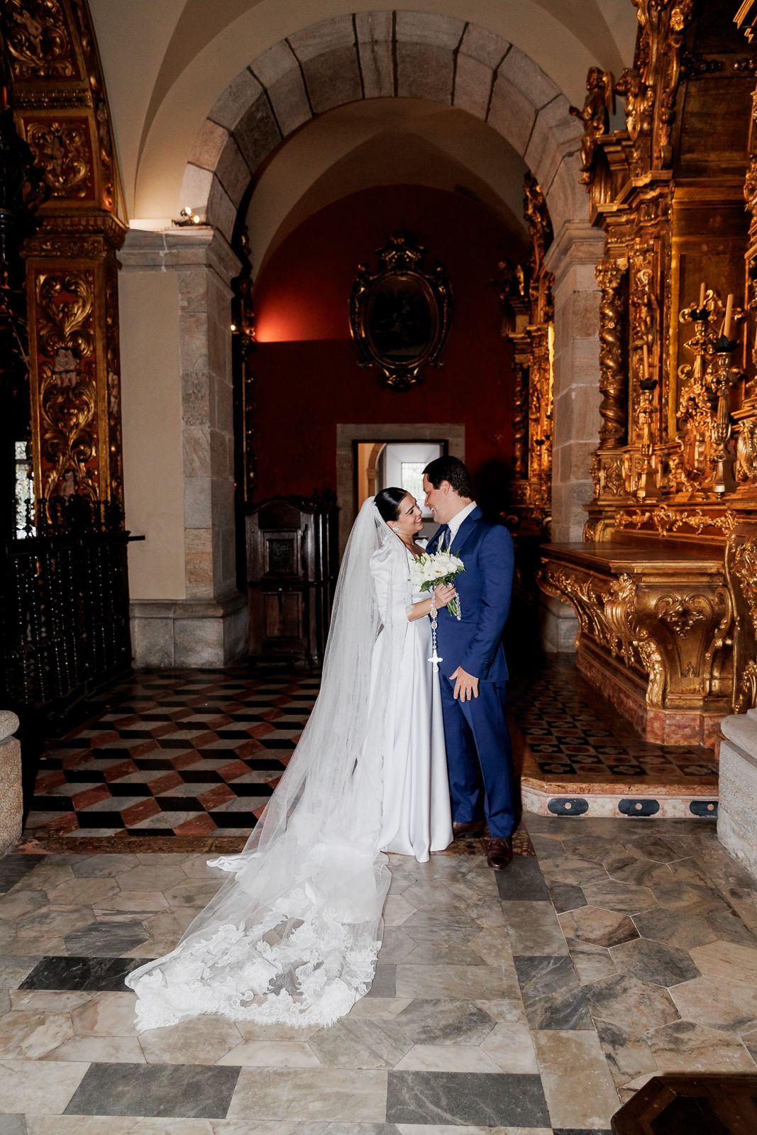 Mini Wedding no Mosteiro de São Bento: o casamento intimista de Larissa e Guilherme - 2 - 57