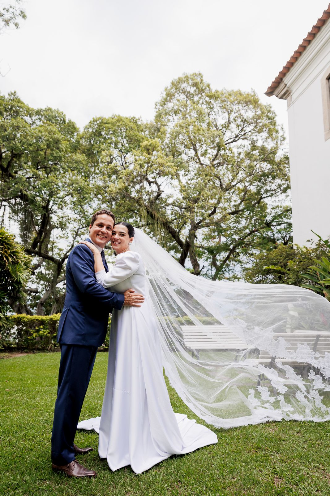 Mini Wedding no Mosteiro de São Bento: o casamento intimista de Larissa e Guilherme - 2 - 81