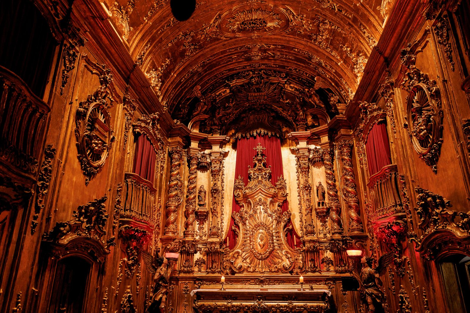 Mini Wedding no Mosteiro de São Bento: o casamento intimista de Larissa e Guilherme - 2 - 6