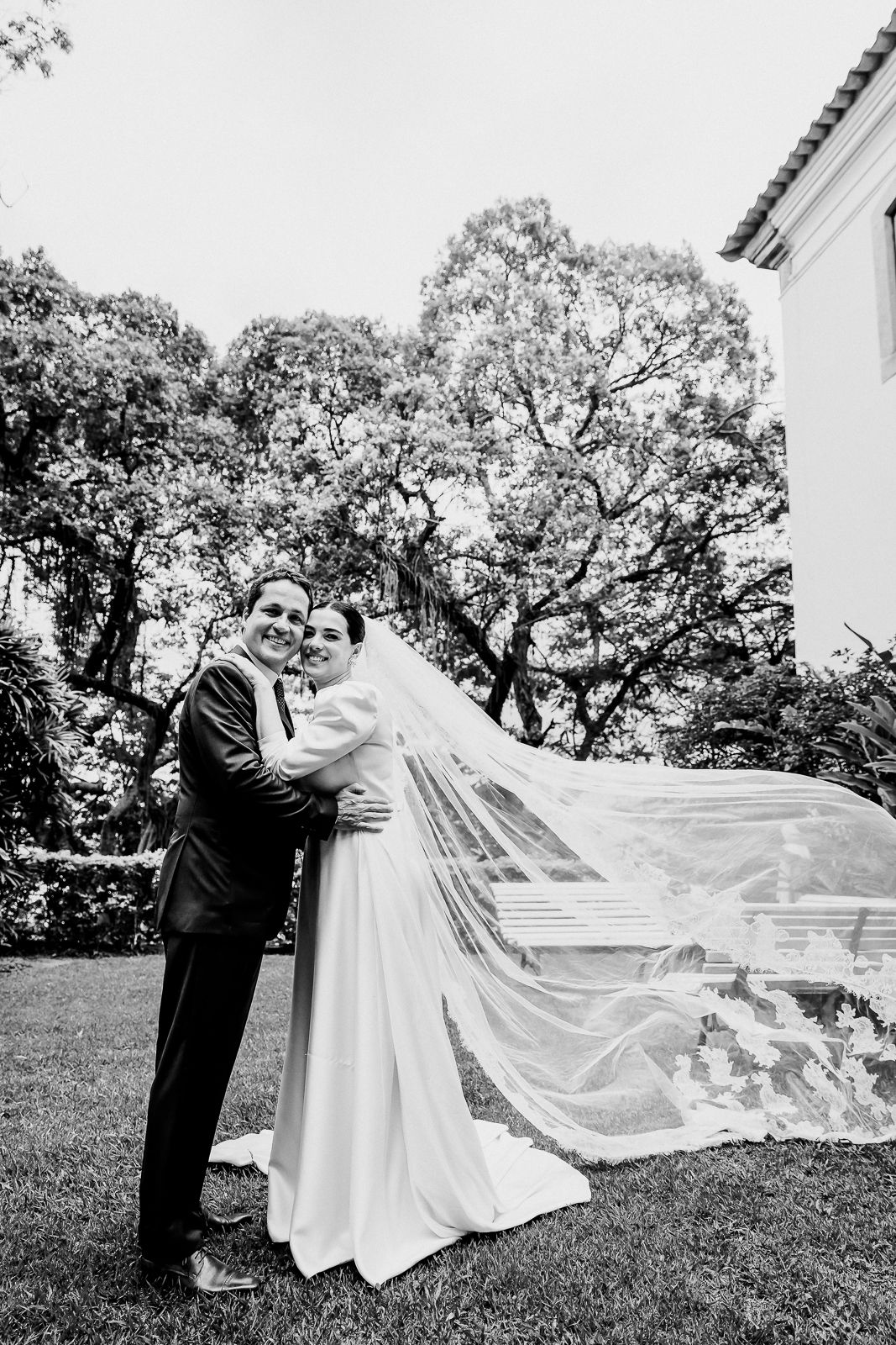 Mini Wedding no Mosteiro de São Bento: o casamento intimista de Larissa e Guilherme - 2 - 82