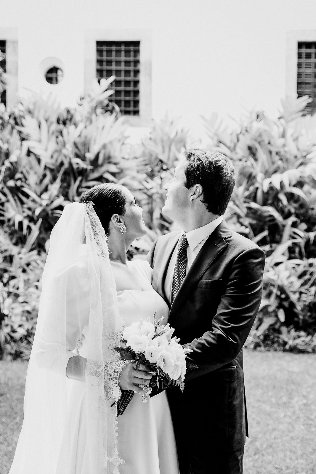 Mini Wedding no Mosteiro de São Bento: o casamento intimista de Larissa e Guilherme - 2 - 80