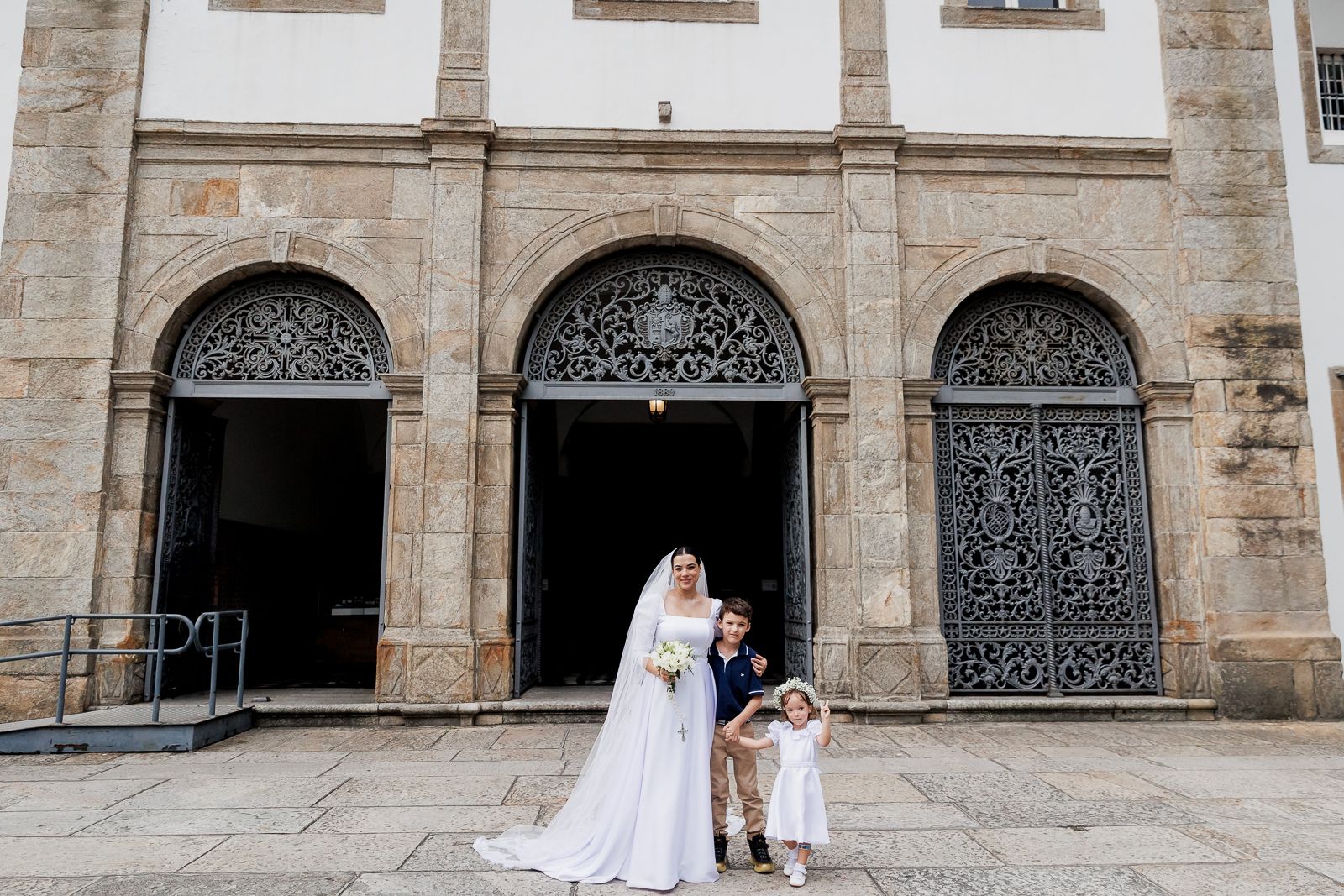 Mini Wedding no Mosteiro de São Bento: o casamento intimista de Larissa e Guilherme - 2 - 89