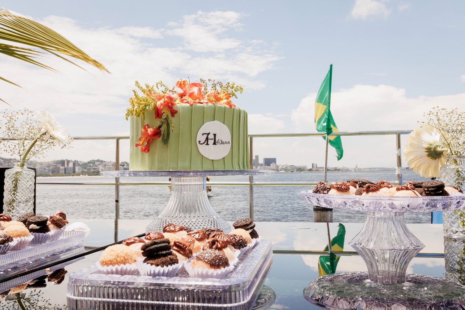 Festa de 40 Anos em um Passeio de Barco pela Baía de Guanabara - 2 - 15