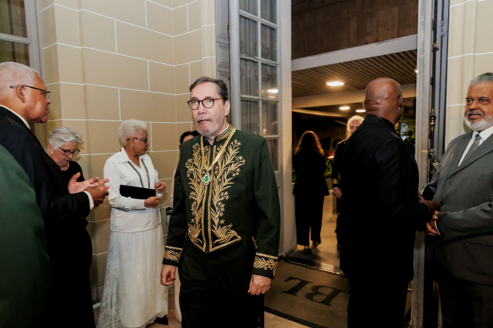 Ana Maria Gonçalves na Academia Brasileira de Letras: um marco histórico de diversidade na literatura brasileira - 2 - 38