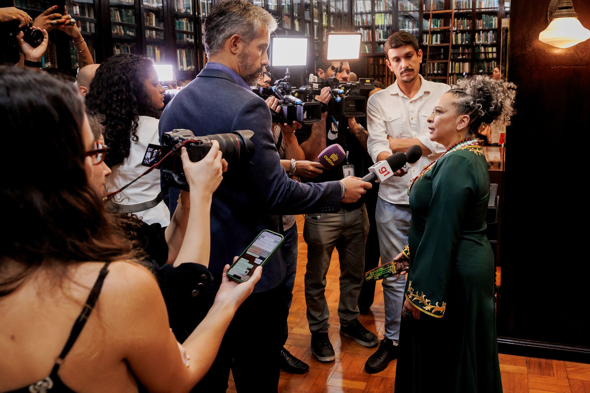Ana Maria Gonçalves na Academia Brasileira de Letras: um marco histórico de diversidade na literatura brasileira - 2 - 94