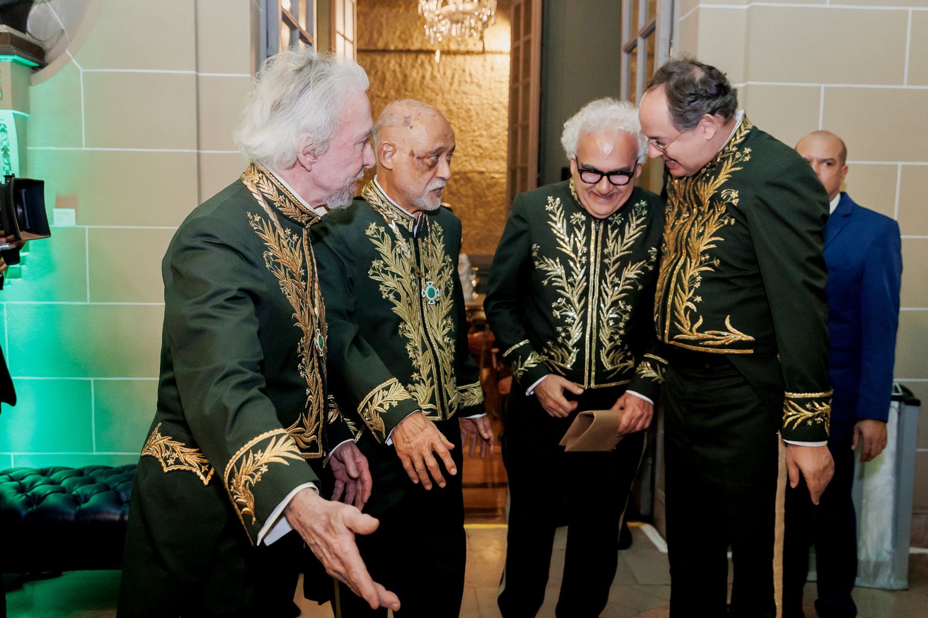 Milton Hatoum toma posse na Academia Brasileira de Letras: literatura, memória e o poder do imaginário - 2 - 29