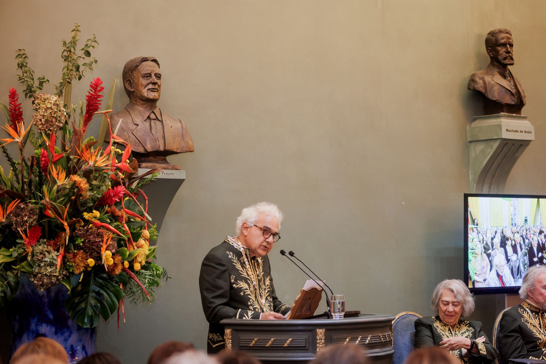 Milton Hatoum toma posse na Academia Brasileira de Letras: literatura, memória e o poder do imaginário - 2 - 36