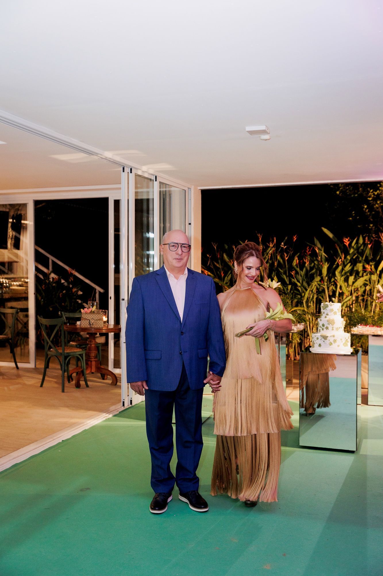 Bodas de 40 Anos: Denise e Sergio celebram uma linda história de amor em família - 2 - 37