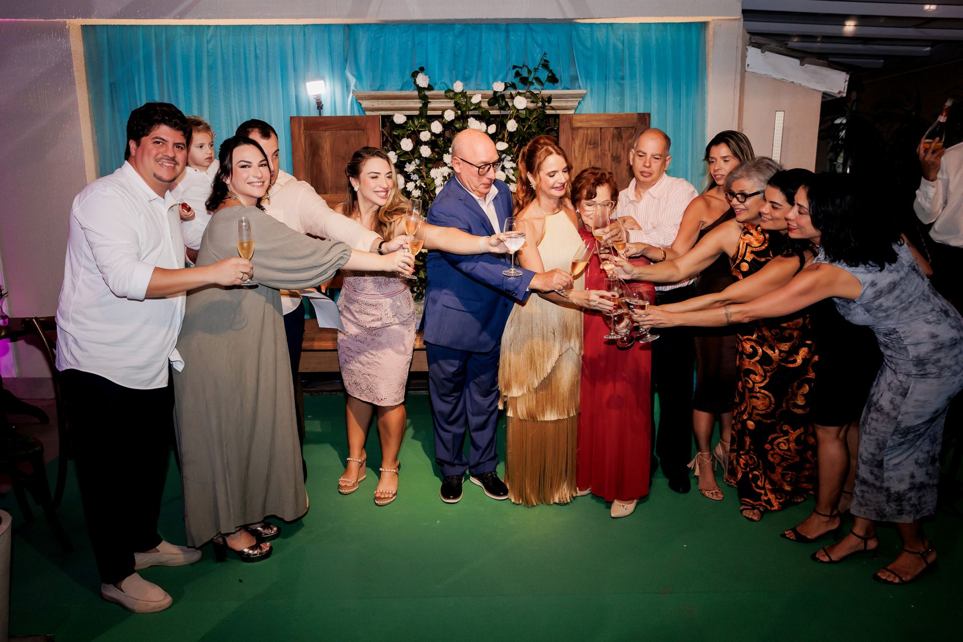 Bodas de 40 Anos: Denise e Sergio celebram uma linda história de amor em família - 2 - 60