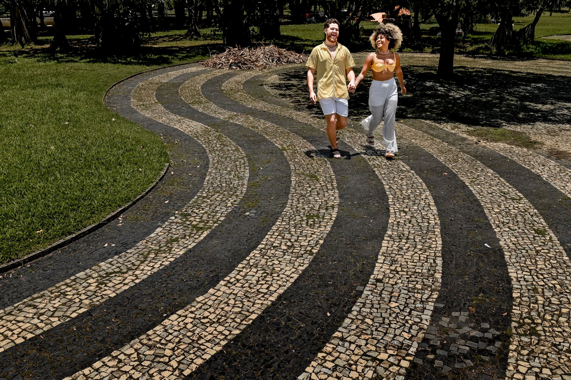 Ensaio fotográfico Jennifer & Alexandre realizado na Praia do flamengo - Rj - 2 - 5