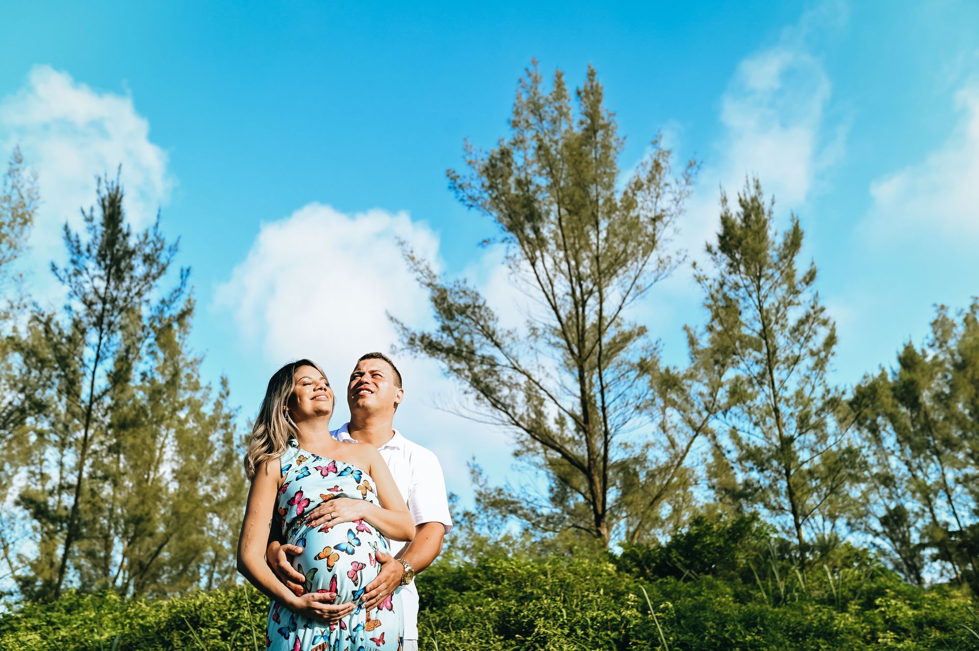 Stephanie e Nilton em um ensaio de gestante lindo, valeu a pena acordar cedo pra curtir um lindo nascer do sol na praia da Reserva no RJ - 2 - 6