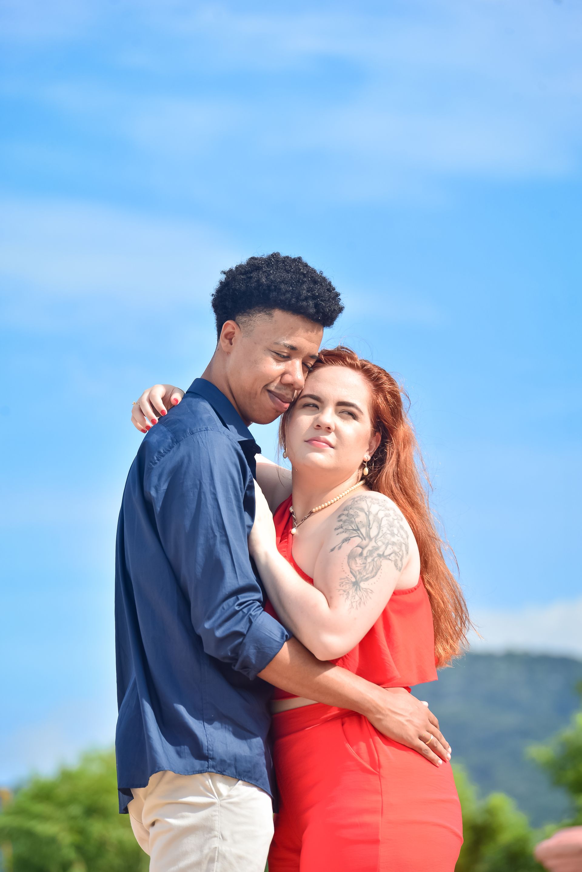 O ensaio pré wedding de João e Jessica foi realizado na Quinta da boa vista, mas parece que foi na Europa. - 2 - 1