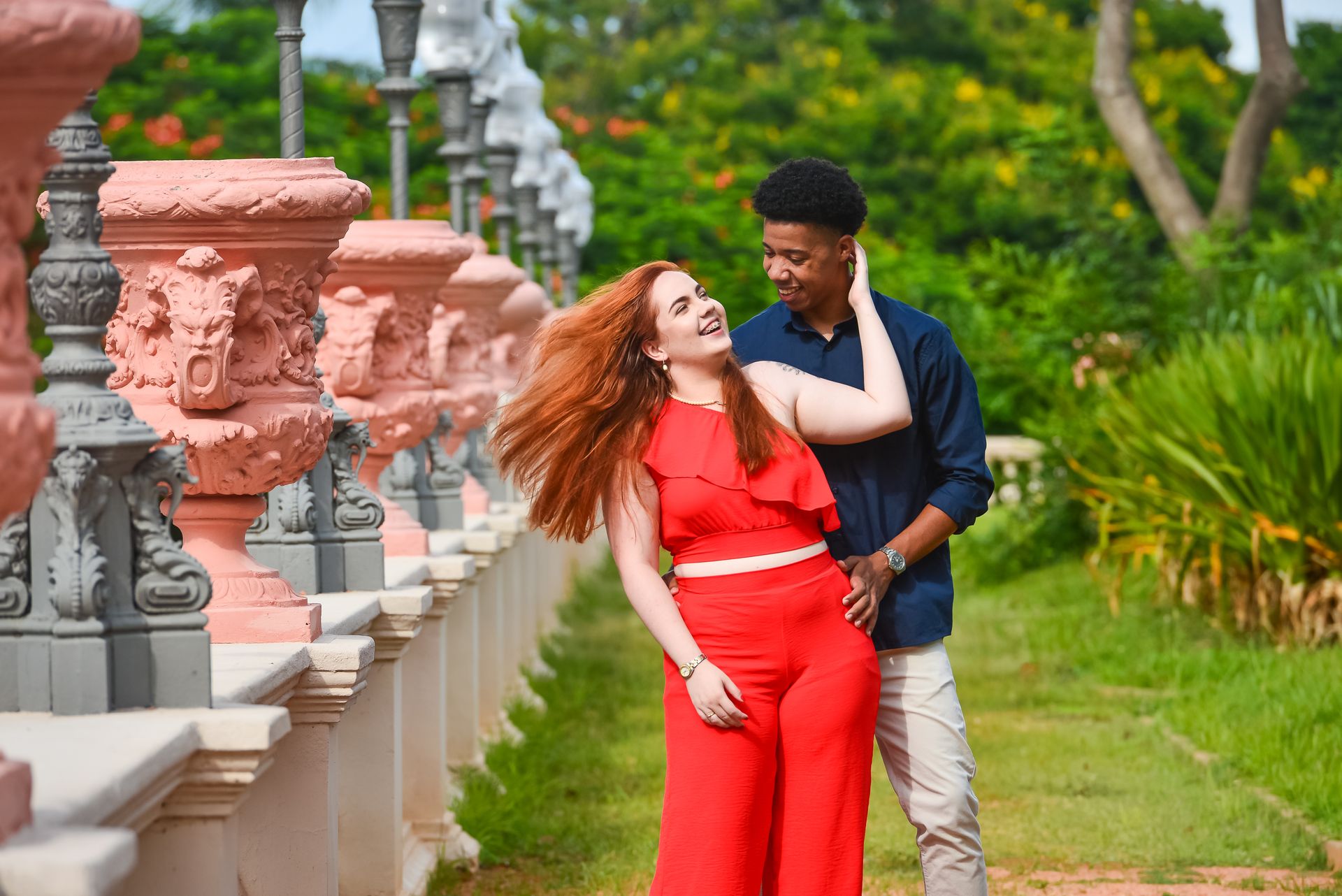 O ensaio pré wedding de João e Jessica foi realizado na Quinta da boa vista, mas parece que foi na Europa. - 2 - 0