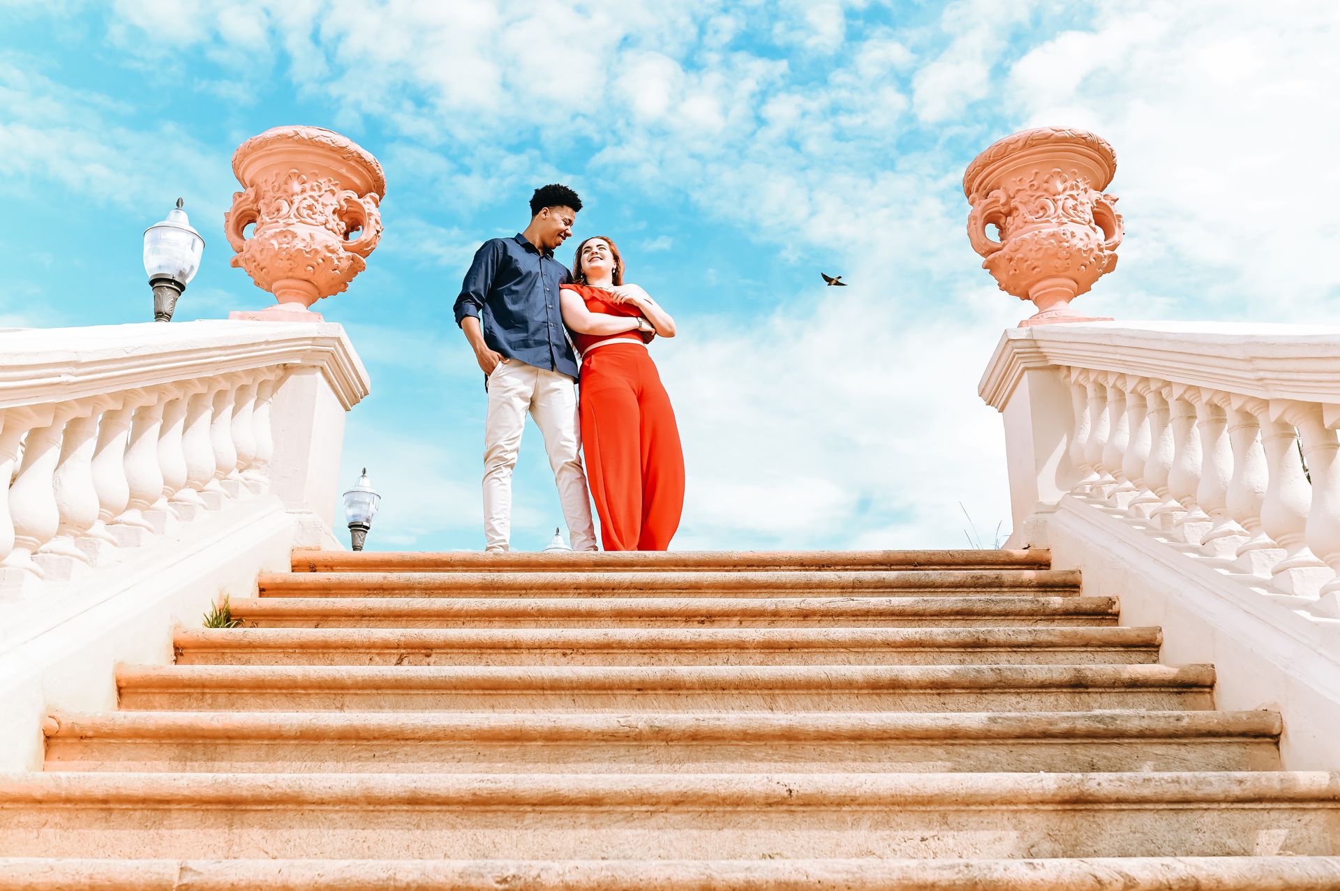 O ensaio pré wedding de João e Jessica foi realizado na Quinta da boa vista, mas parece que foi na Europa. - 2 - 9