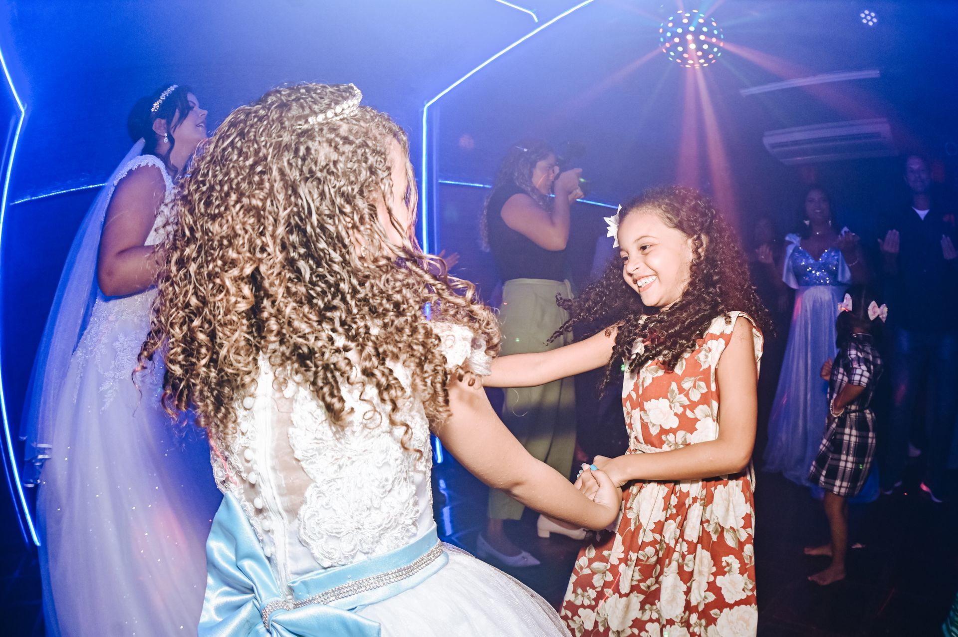 Unidos pelo Amor: Um Olhar sobre um Casamento Tradicional entre Djenifer E Cleberson - 2 - 10