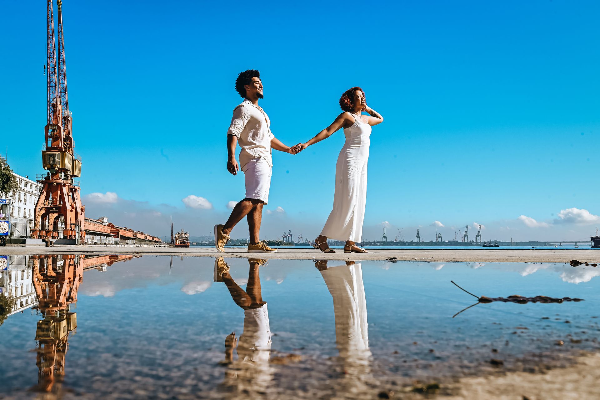 "Juntos Somos Invencíveis: A História de Amor de Bia e Gabriel que Venceu Todos os Obstáculos" - 2 - 0