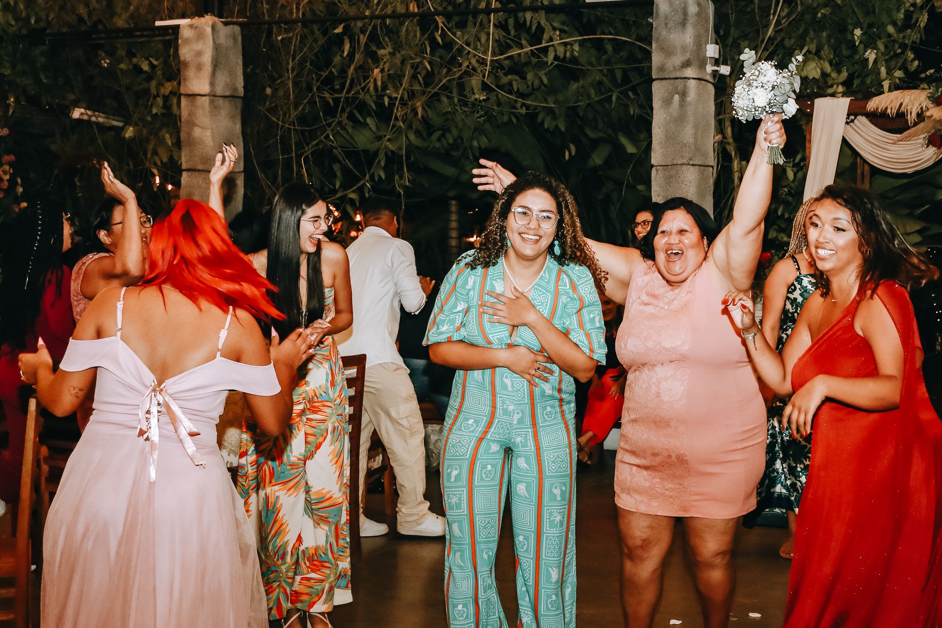 "Amor Eterno: O Álbum Mágico de Brenda e Julio" - 2 - 6