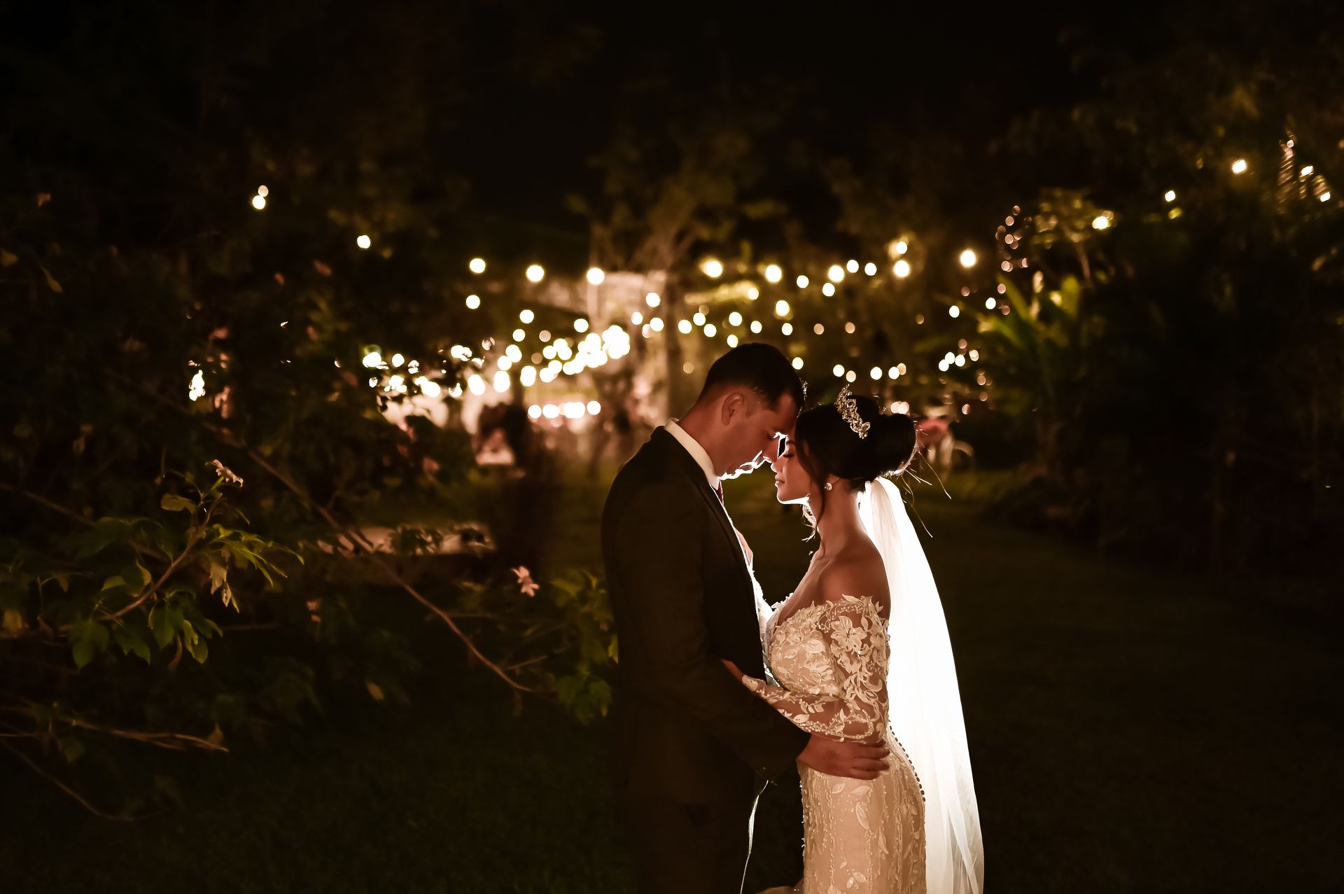 "Amor Eterno: O Álbum Mágico de Brenda e Julio" - 2 - 32