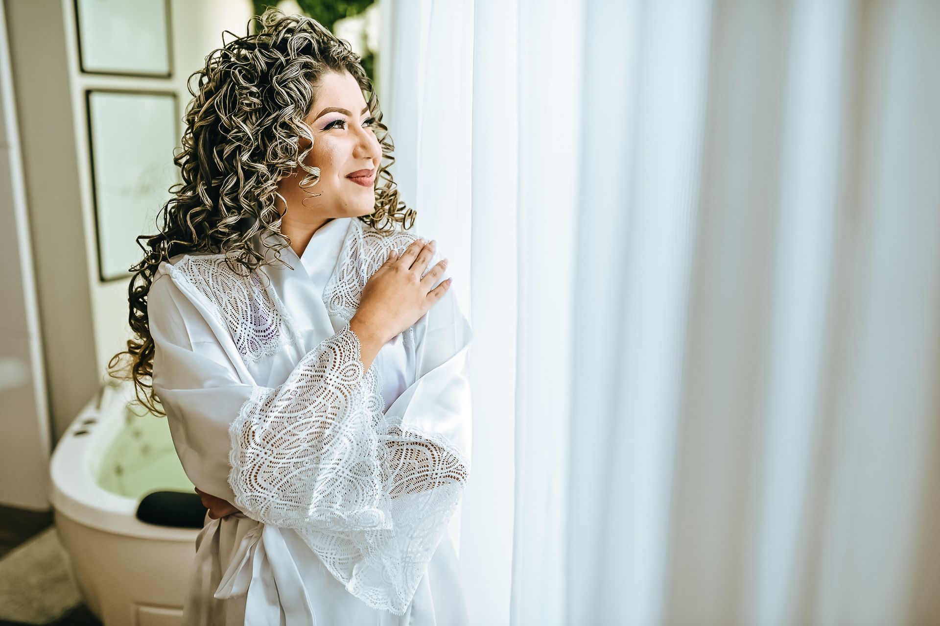 "Amor em Sintonia: A Jornada de Vitoria e Sidicley" - 2 - 10