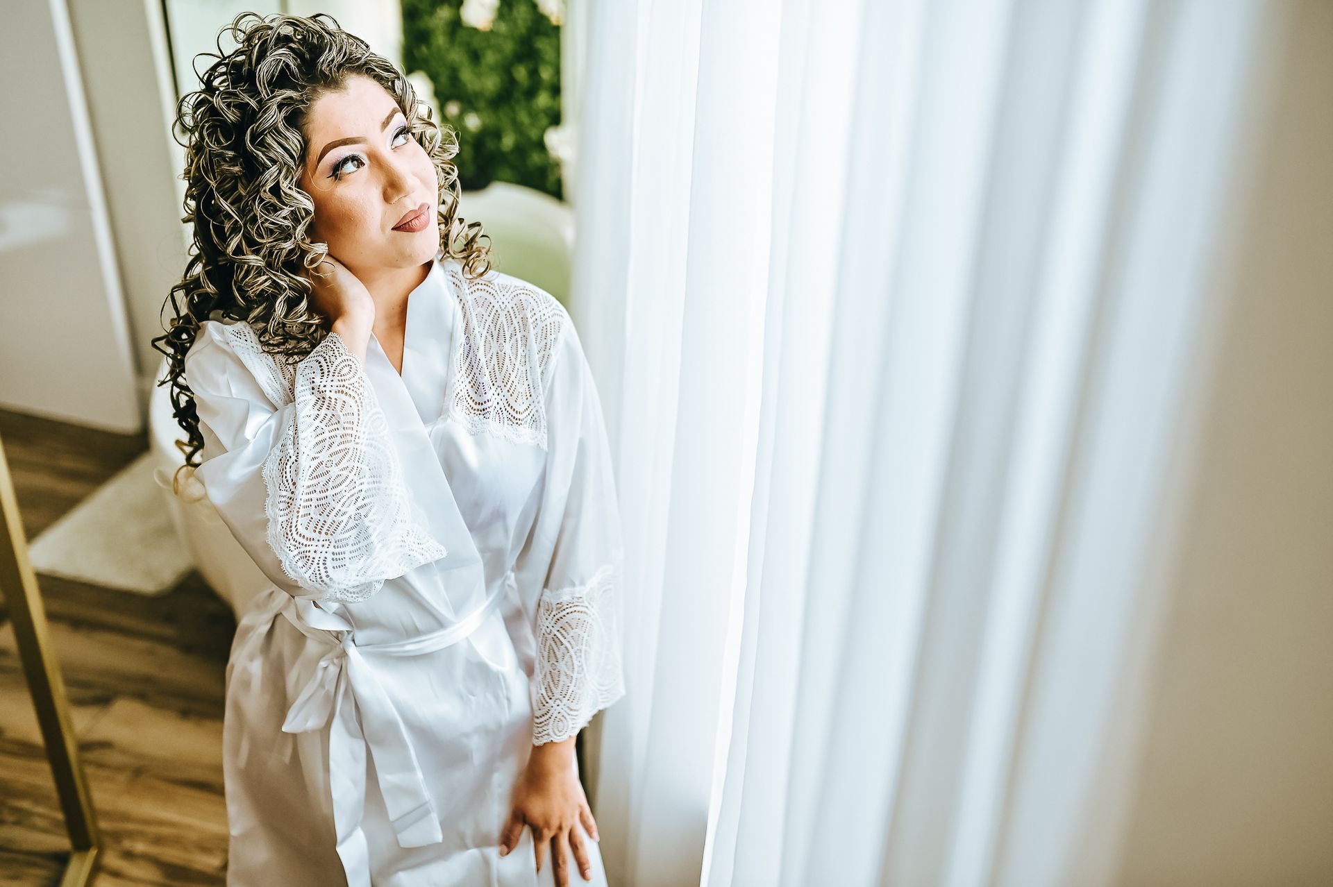 "Amor em Sintonia: A Jornada de Vitoria e Sidicley" - 2 - 8