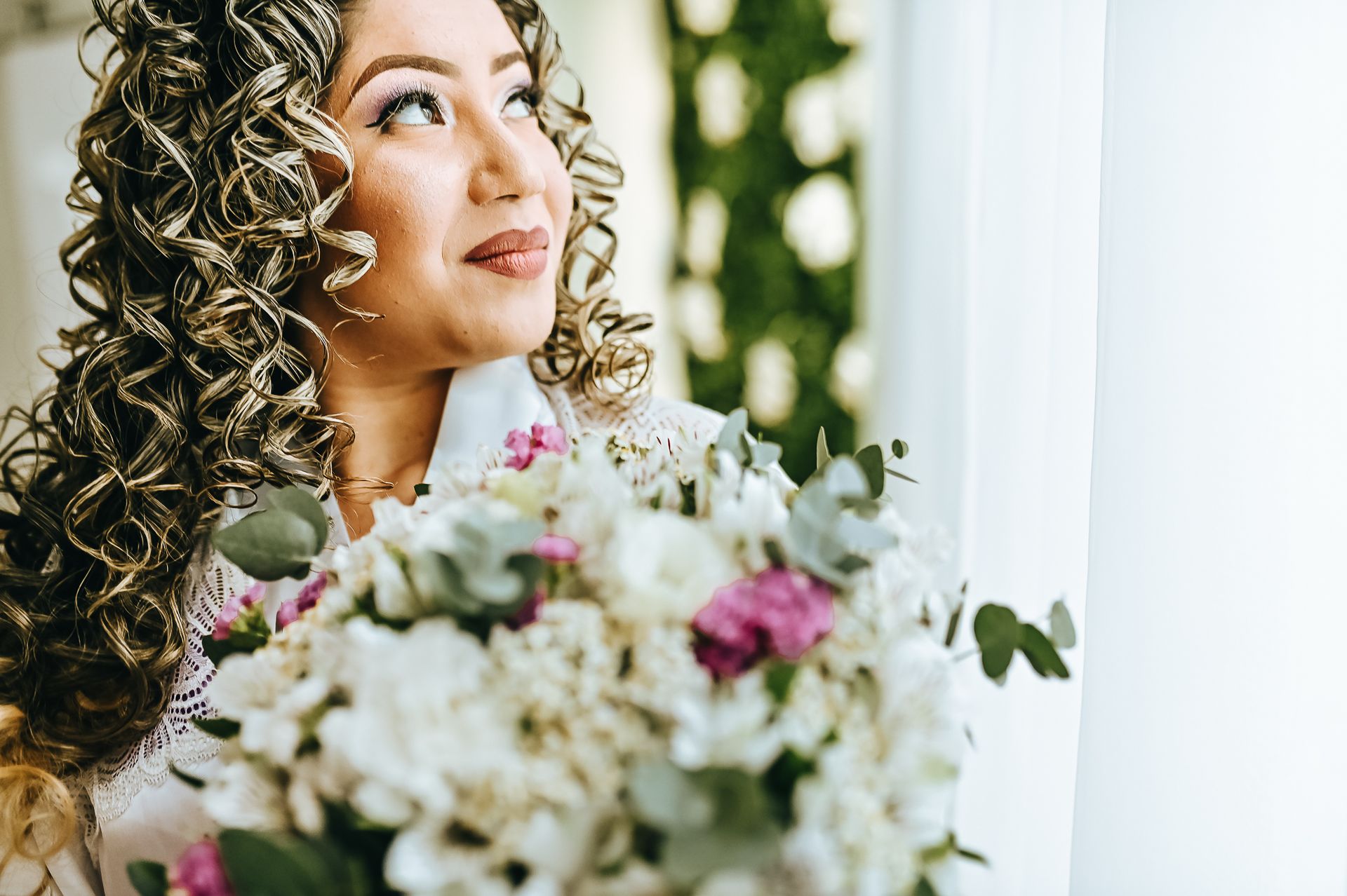 "Amor em Sintonia: A Jornada de Vitoria e Sidicley" - 2 - 9