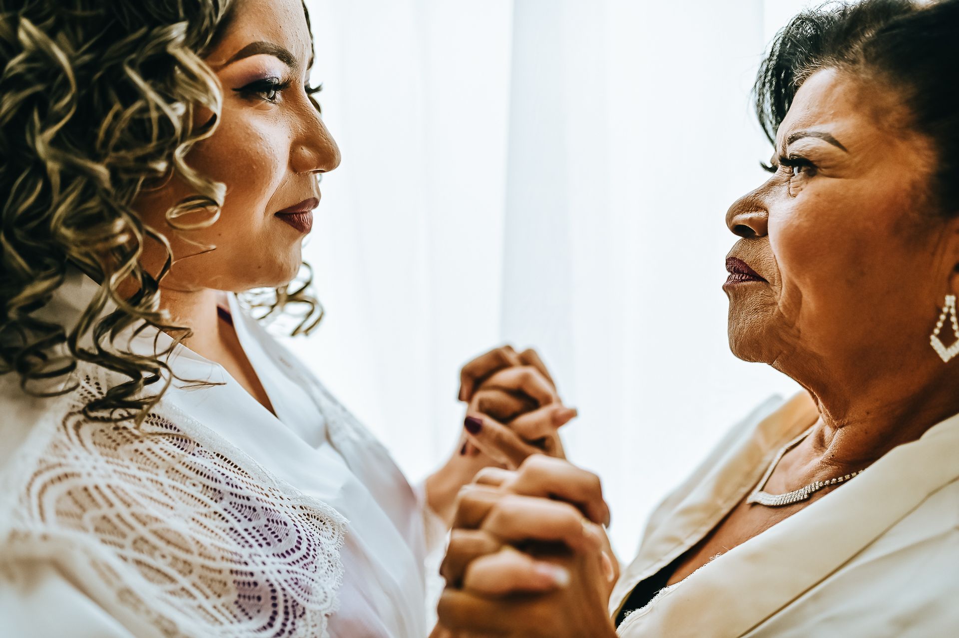 "Amor em Sintonia: A Jornada de Vitoria e Sidicley" - 2 - 14