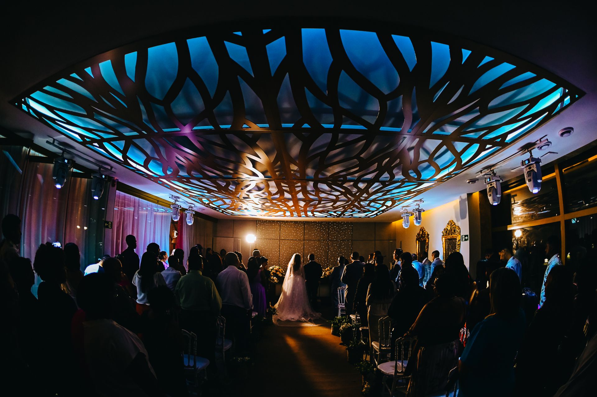 "Amor em Sintonia: A Jornada de Vitoria e Sidicley" - 2 - 30