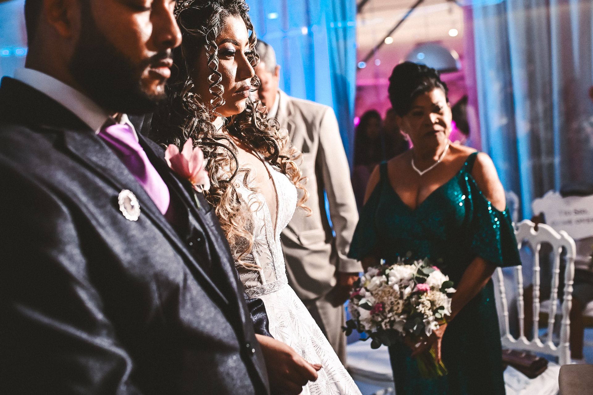 "Amor em Sintonia: A Jornada de Vitoria e Sidicley" - 2 - 32