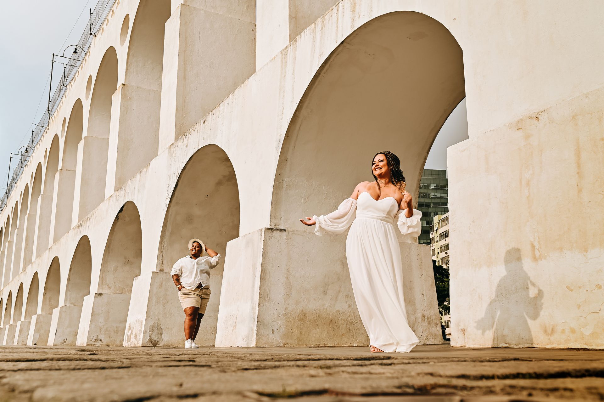 "Thaiara e Thalita: O Amor que Venceu o Preconceito nos Arcos da Lapa" - 2 - 2