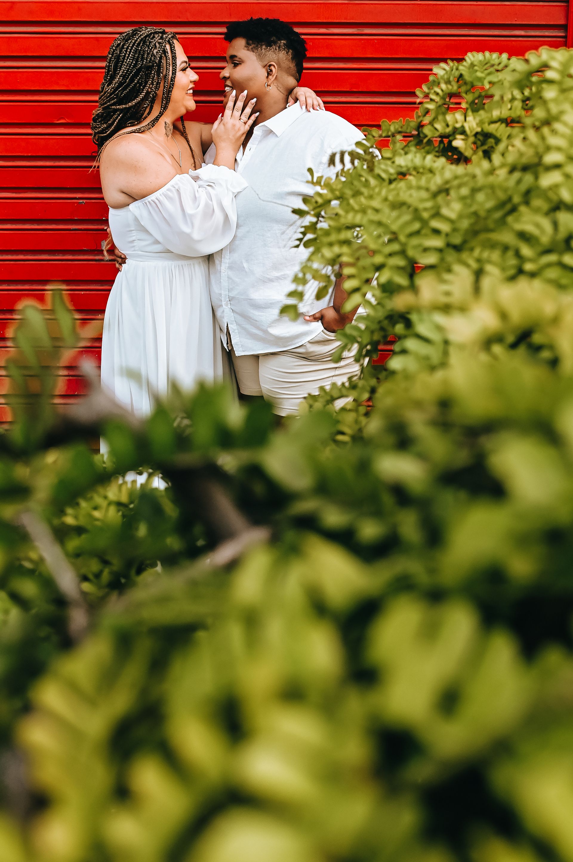 "Thaiara e Thalita: O Amor que Venceu o Preconceito nos Arcos da Lapa" - 2 - 0