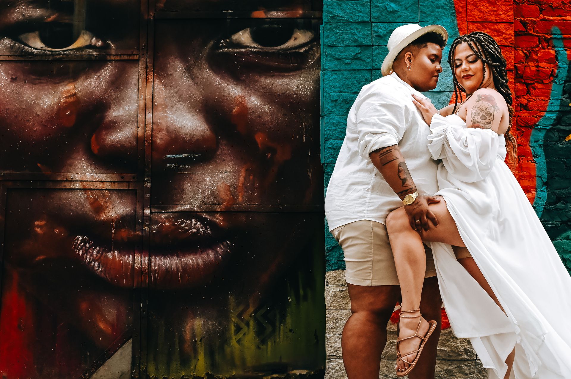 "Thaiara e Thalita: O Amor que Venceu o Preconceito nos Arcos da Lapa" - 2 - 1