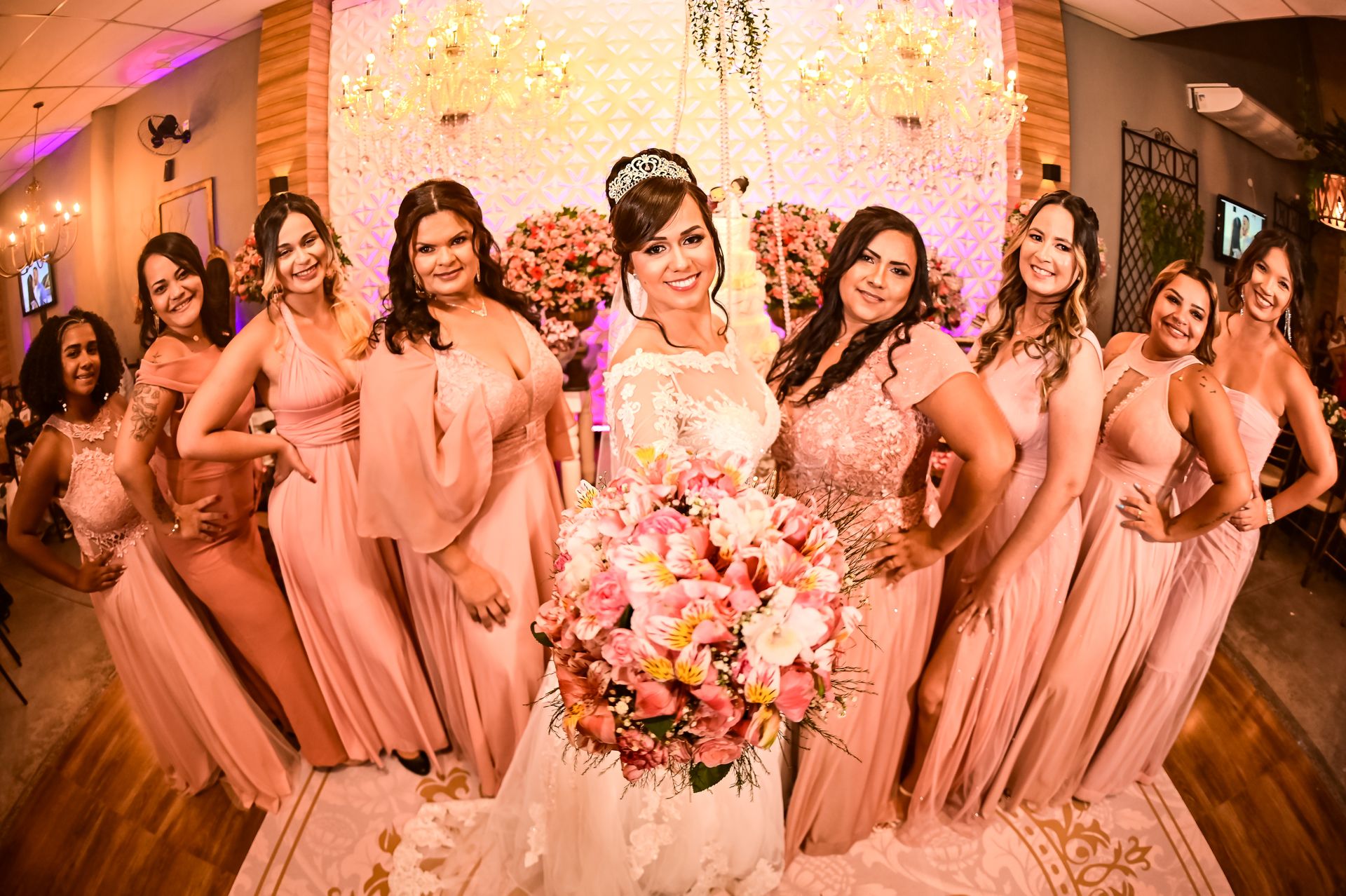 "Juntos para Sempre: O Conto de Amor de Ingrid e Leonardo" - 2 - 36